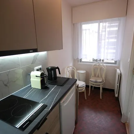 Studio Proche Invalides Et Unesco باريس